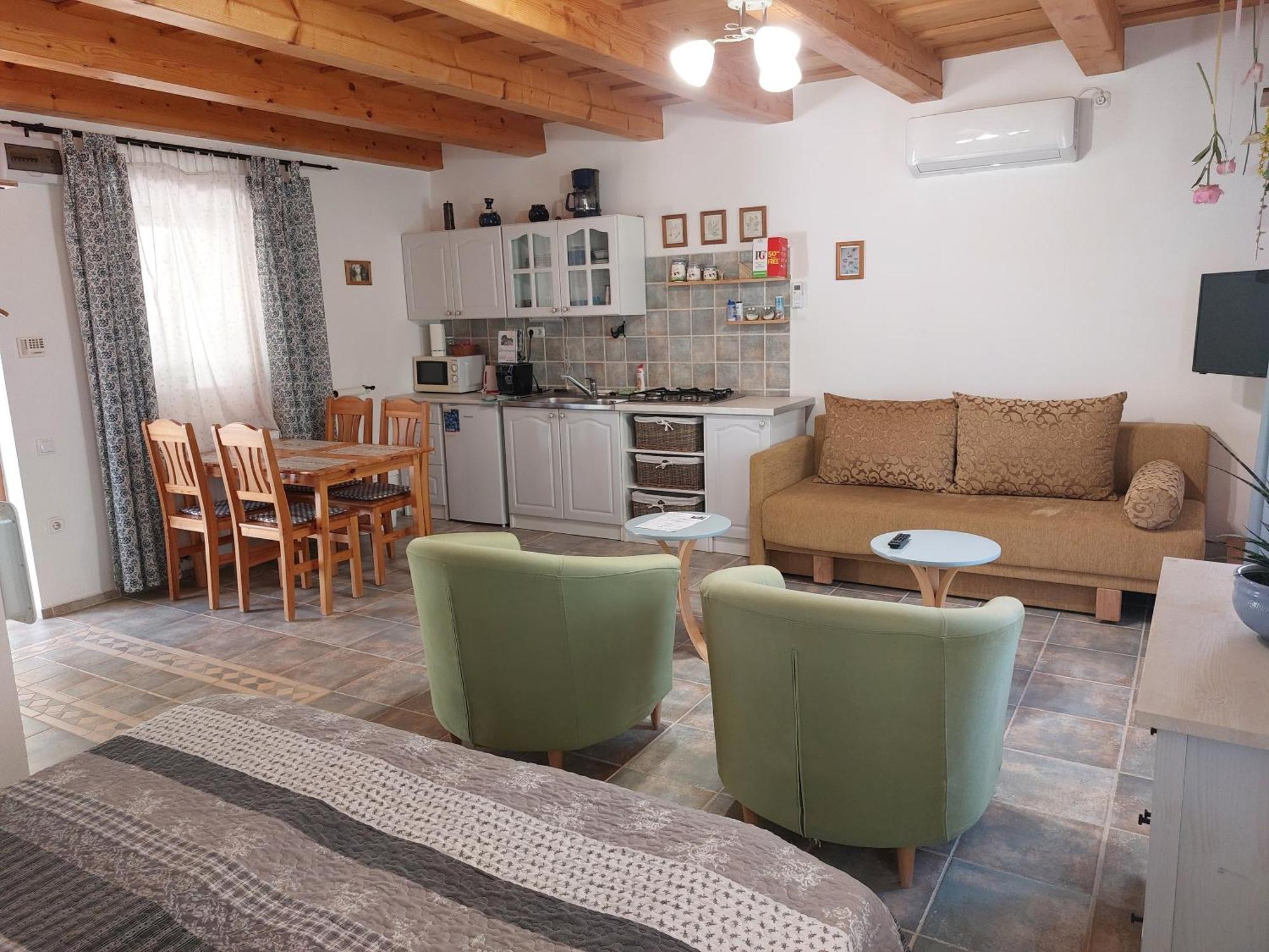 Negy Evszak Apartmanhaz Залакарош Экстерьер фото